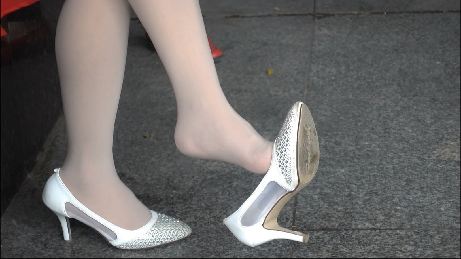 streetsnapdangl[00 01 24][20181130 000534 1]